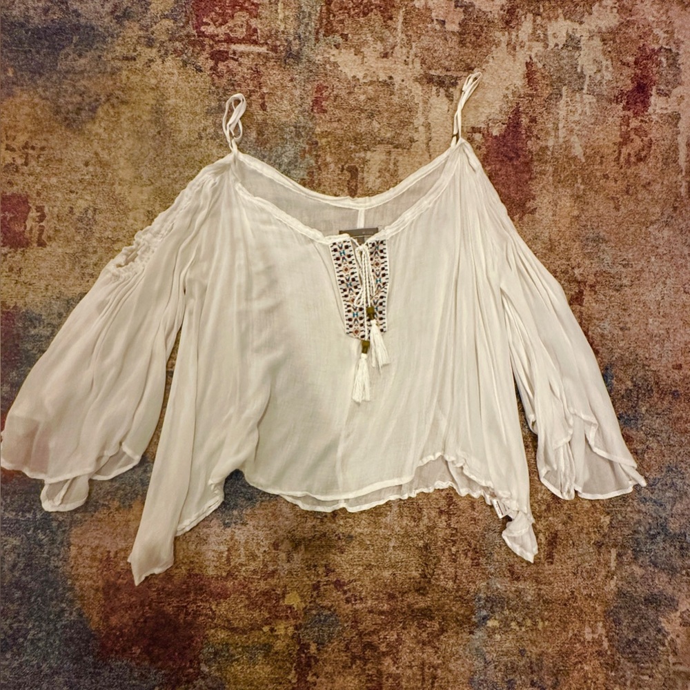 BE COOL Cream Lace-Up Off-Shoulder Blouse
